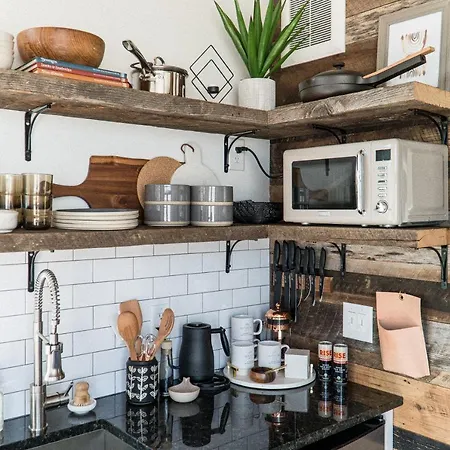 Ironwood Grove, Tiny House Hotel-3